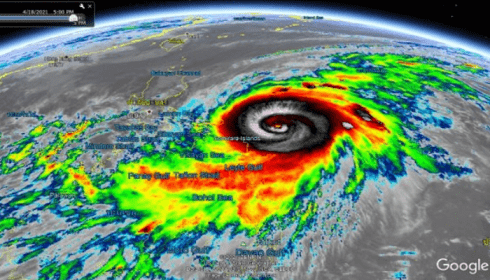 Тайфун Суриге над Филиппинами причинил страшные разрушения зданию современной науки.